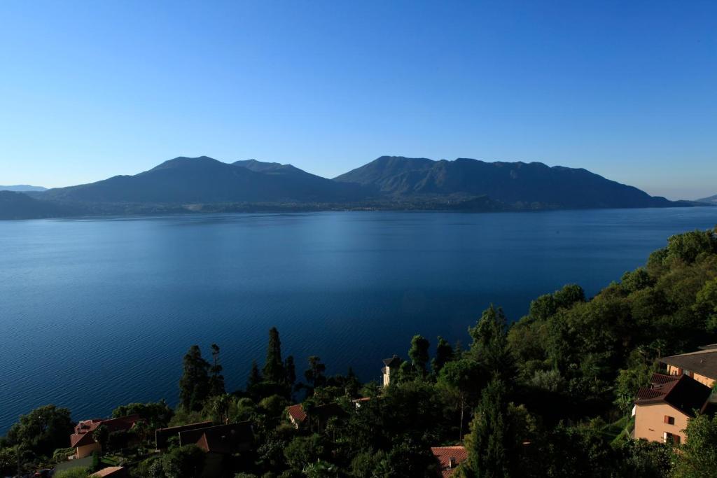 Casale Fe-Wo - Appartamenti Con Vista Lago Cannero Riviera Quarto foto