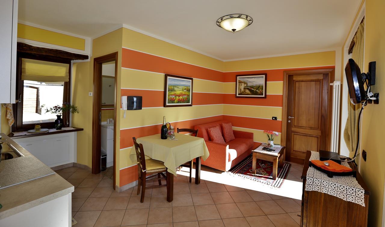 Casale Fe-Wo - Appartamenti Con Vista Lago Cannero Riviera Exterior foto